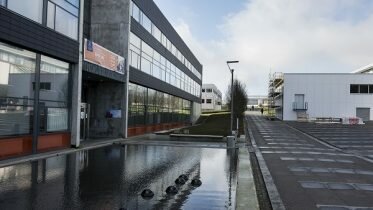 Foreign students must be quarantined