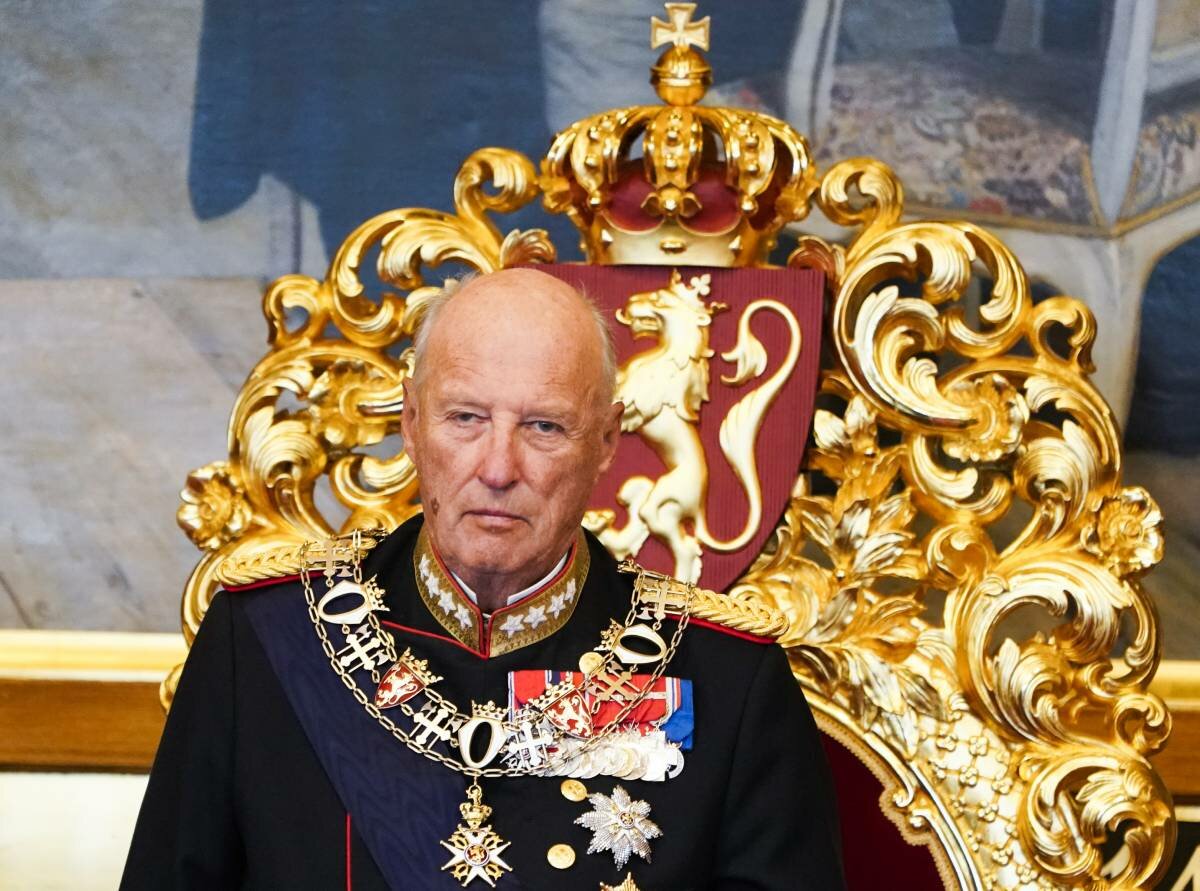 Foreign Minister Huitfeldt tested positive for corona on the same day she visited King Harald – the king has cold symptoms