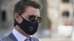 Tom Cruise - mask