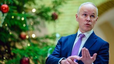 Norway’s Finance Minister issues warning for 2021: “We are still in the middle of a crisis”