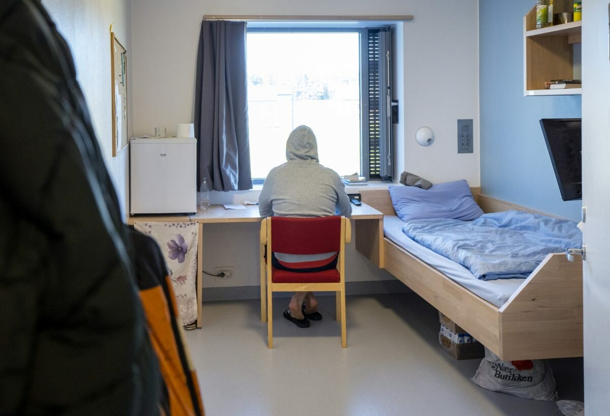 Prisoner in prison room romerike