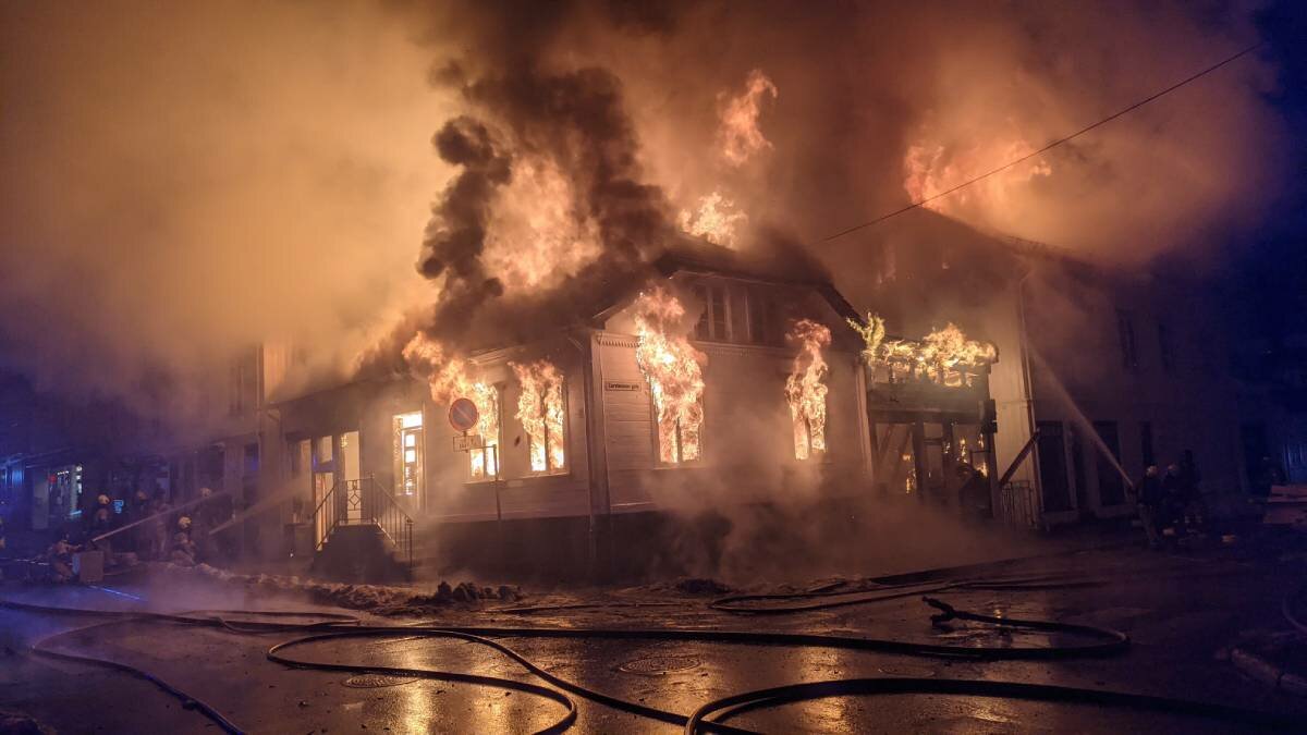 PHOTOS: Three houses badly damaged in a major fire in Risør