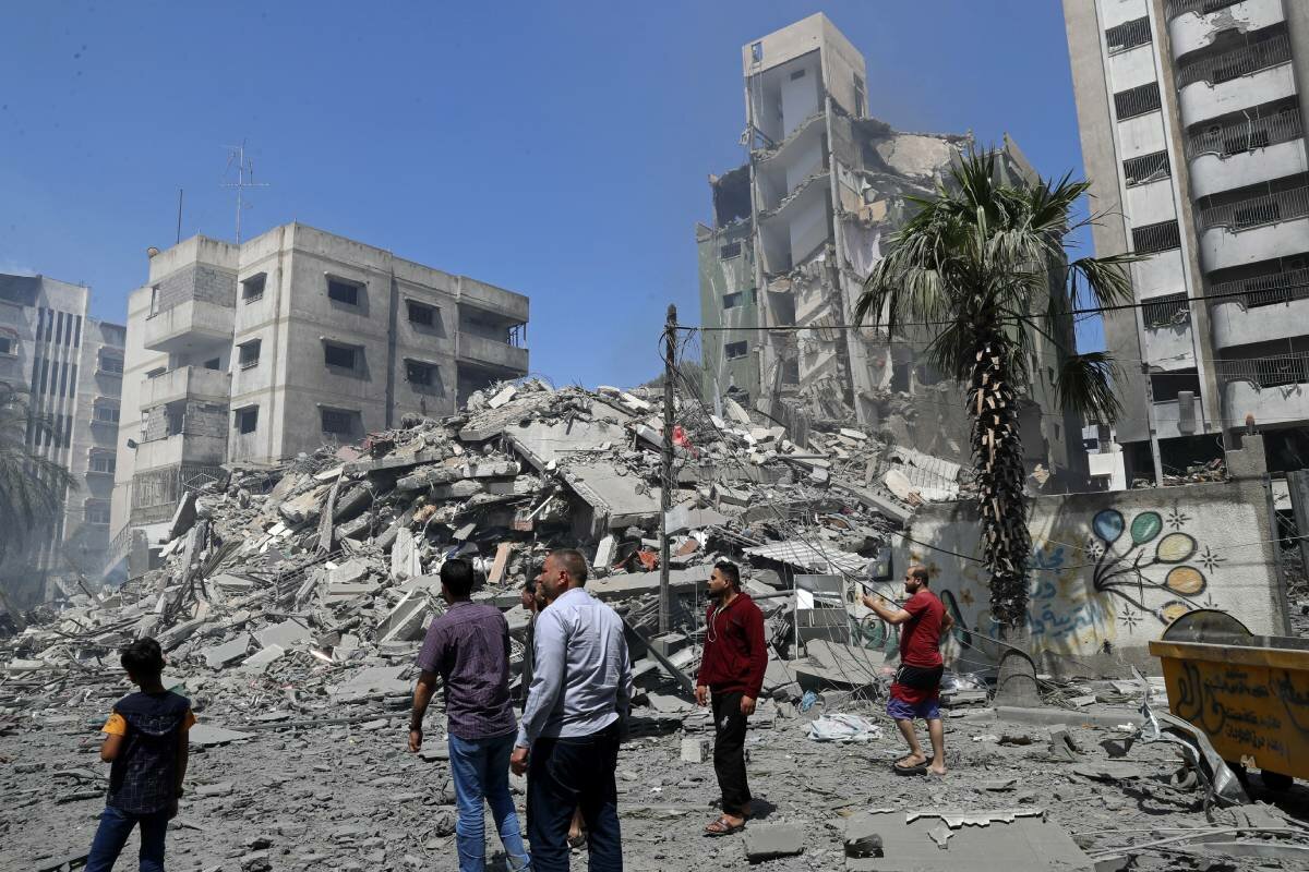 PHOTO: Israel launches heavy airstrikes on Gaza